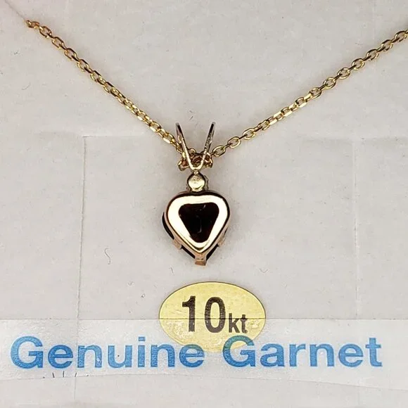 Natural Garnet Heart Pendant Necklace - 10KT - Picture 4 of 8